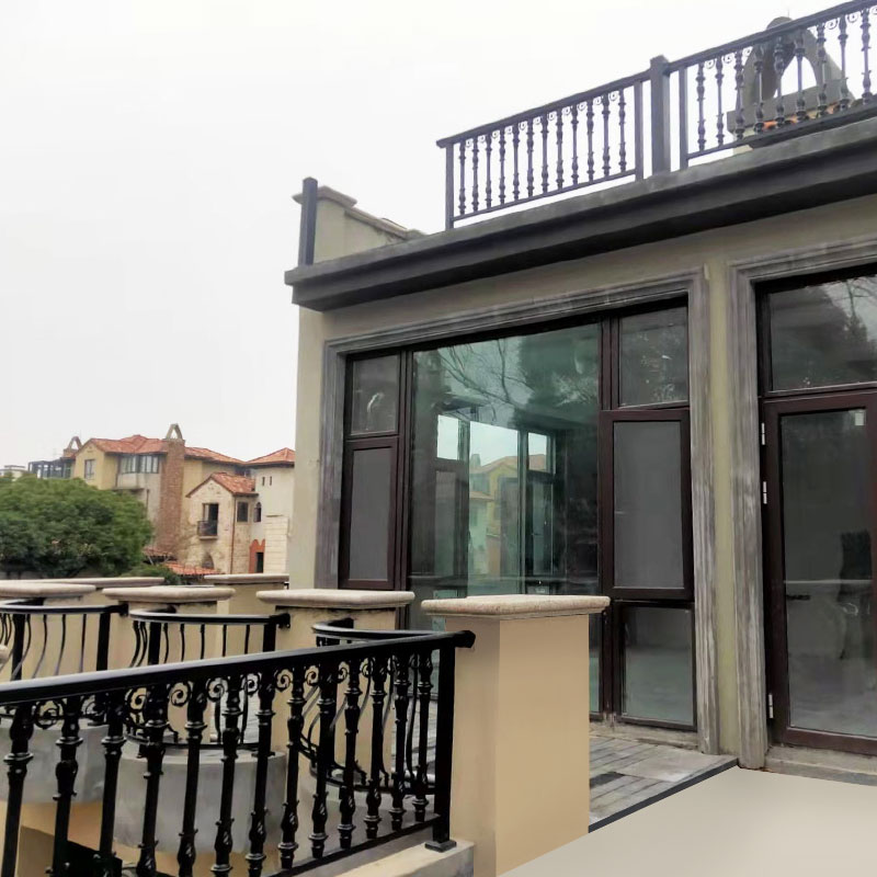 Ringhiera per balcone in lega di alluminio