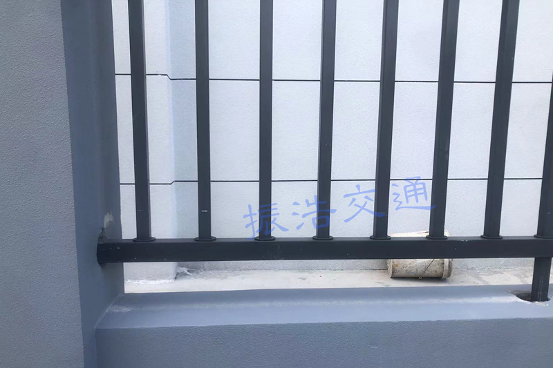 Guardavia della recinzione di Shanghai