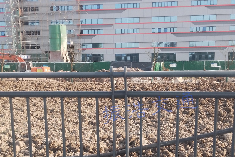 Parapetto in acciaio zincato